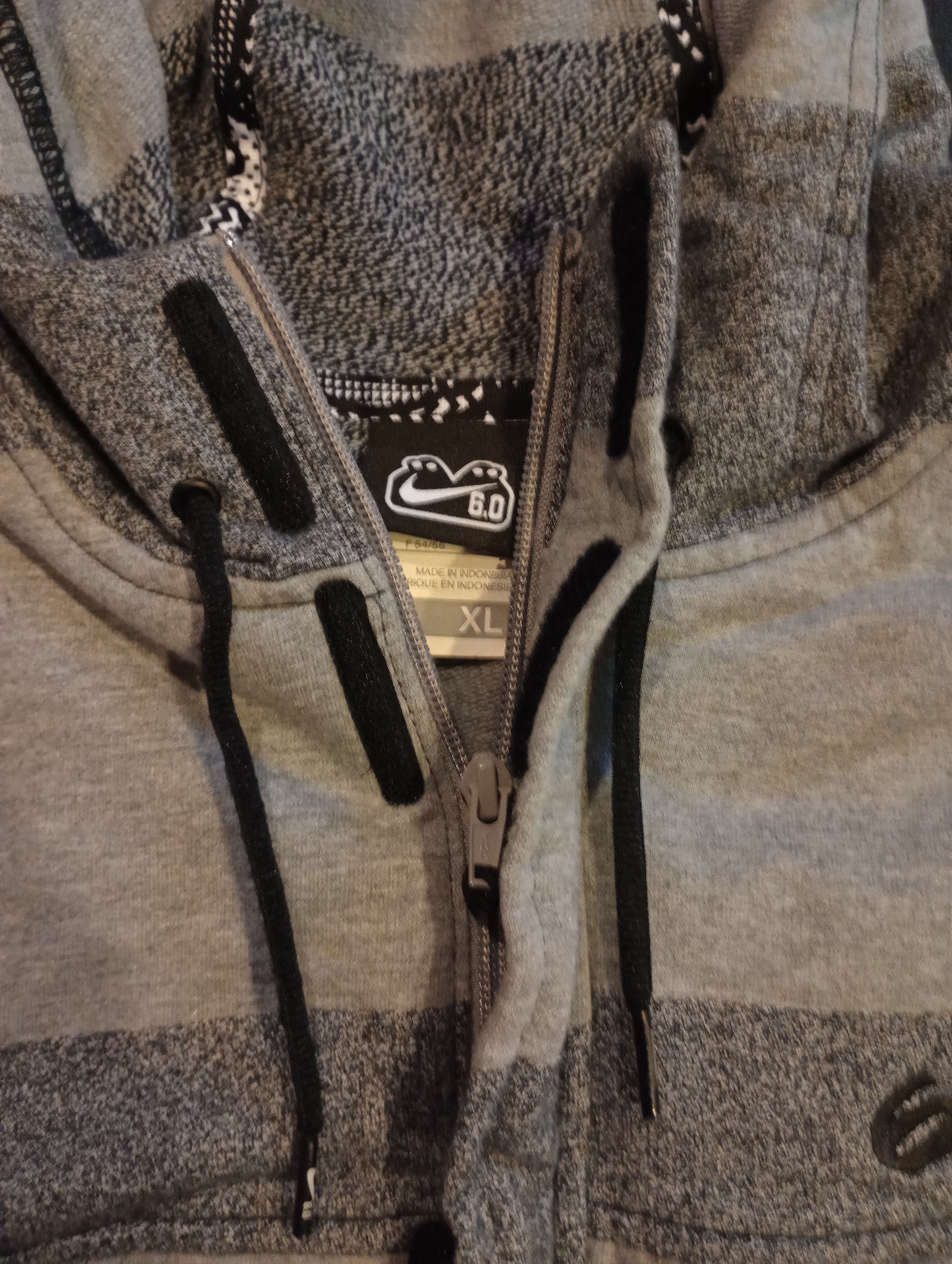 Nike 6.0 skate (Y2K) Zip Hooded Jacket XL