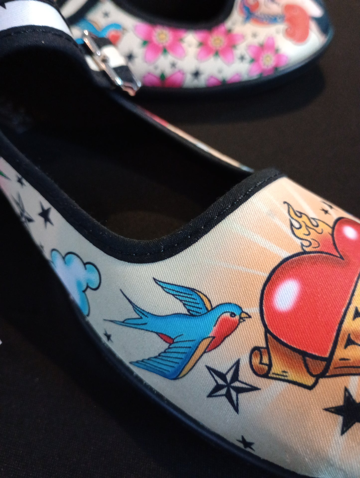Hot Chocolate Design Chocolaticas® Tattooed Gypsy Love Women's Mary Jane Flat shoes