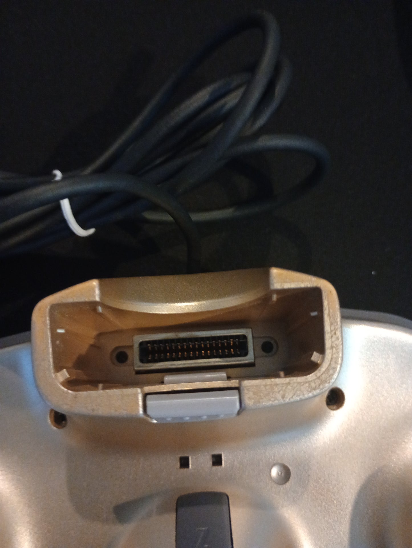 Gold Nintendo 64 "Toys R Us Exclusive" USA model w/ 2 Official Gold N64 Controllers & Dr. Mario game