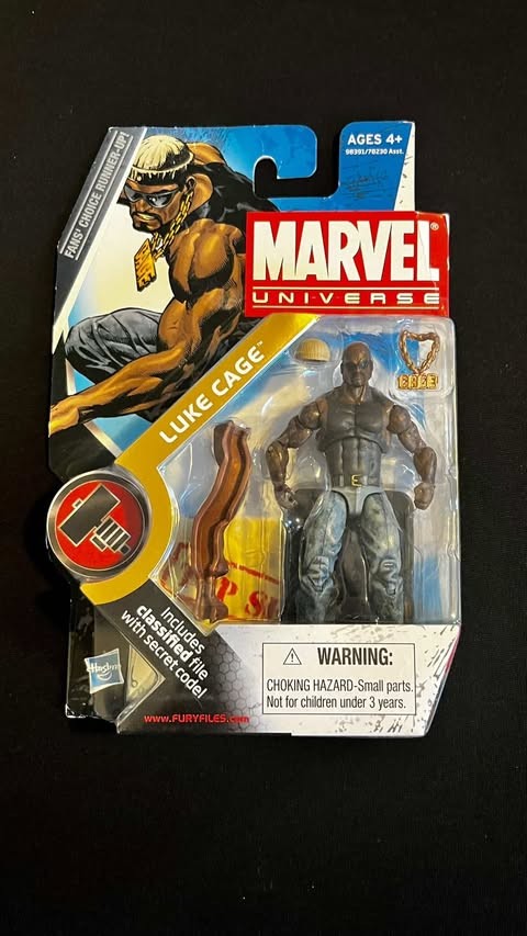 2009 Marvel Universe MCU Series 2 #009 Luke Cage Action Figure 3.75"