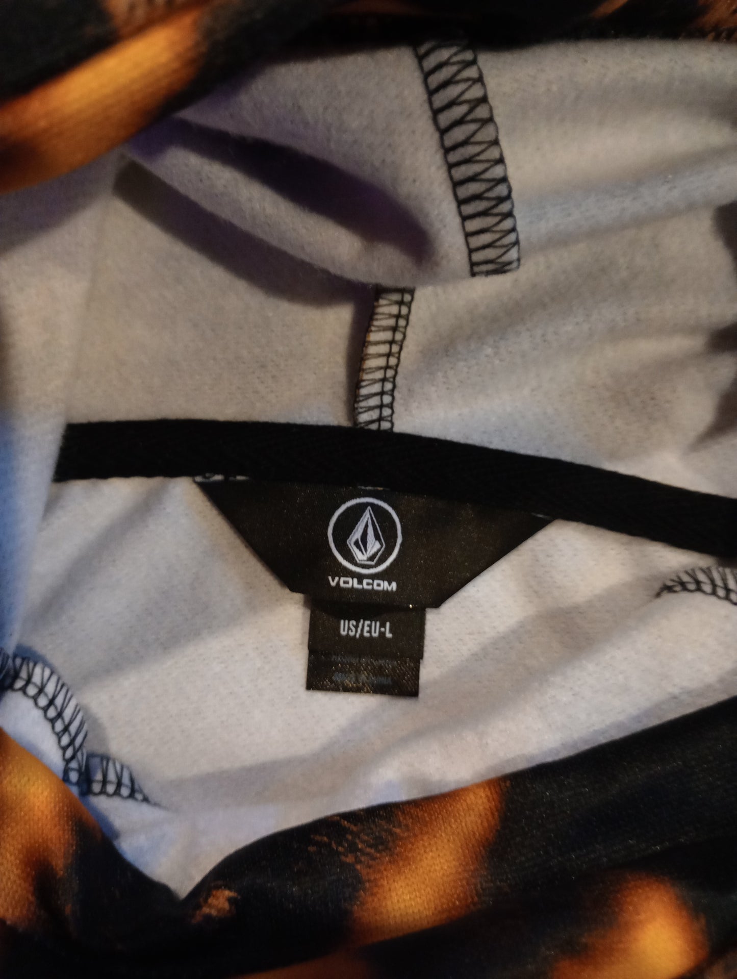 Volcom Lava Stone Hoodie w face guard L